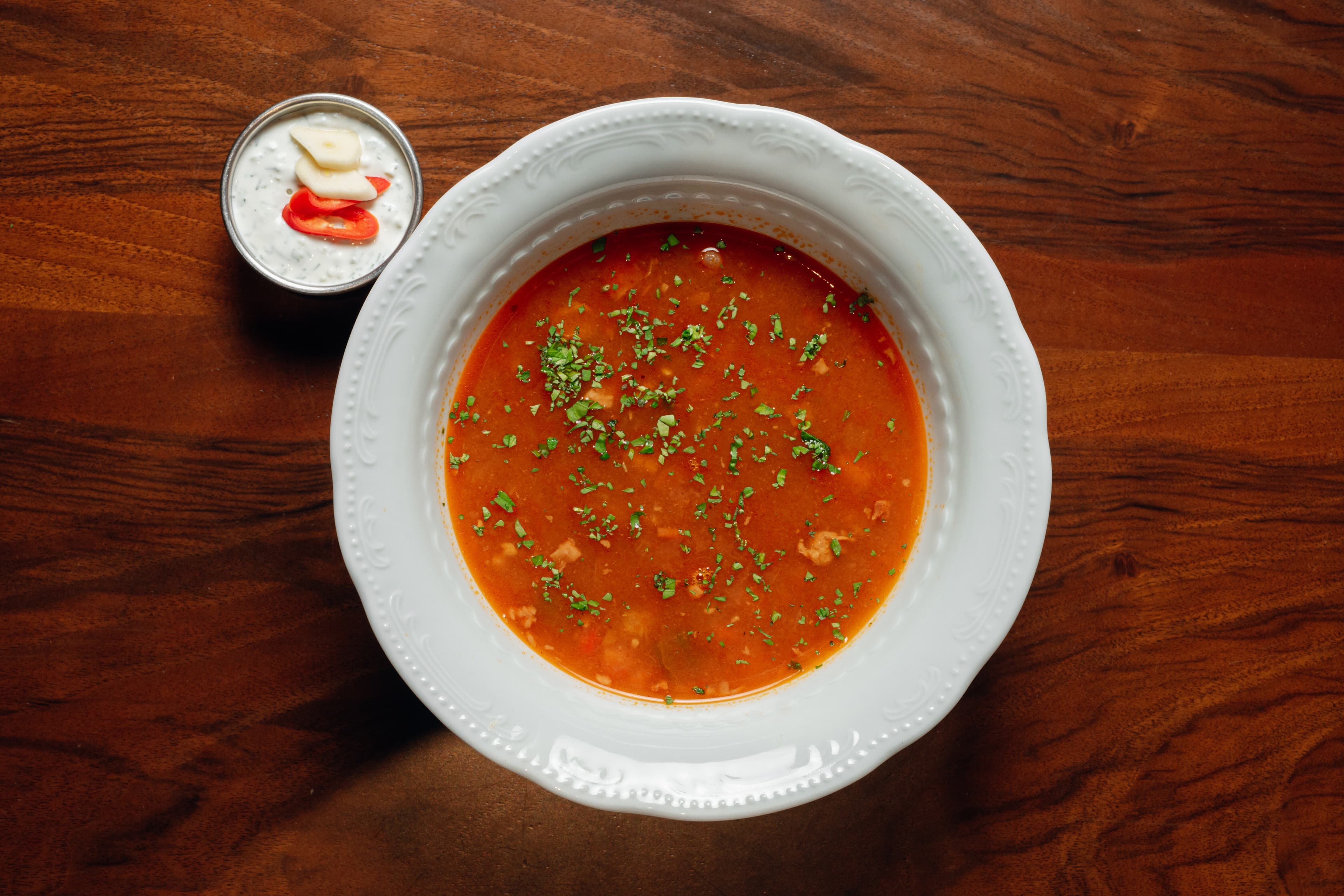 Похлебка с добавлением двух видов мяса Мастава)